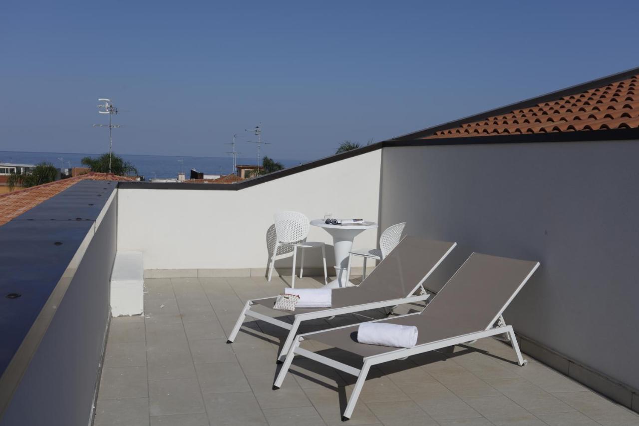 Aparthotel Path House - Etna & Sea View Riposto Exterior foto