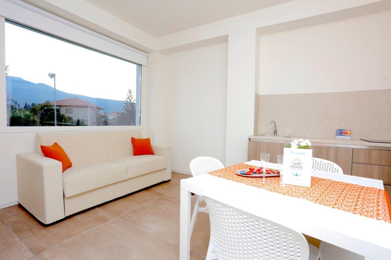 Aparthotel Path House - Etna & Sea View Riposto Exterior foto