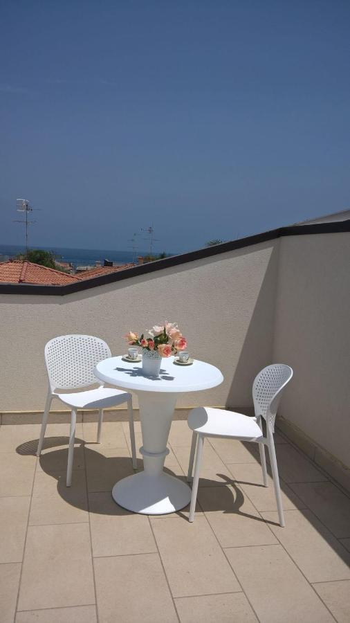 Aparthotel Path House - Etna & Sea View Riposto Exterior foto